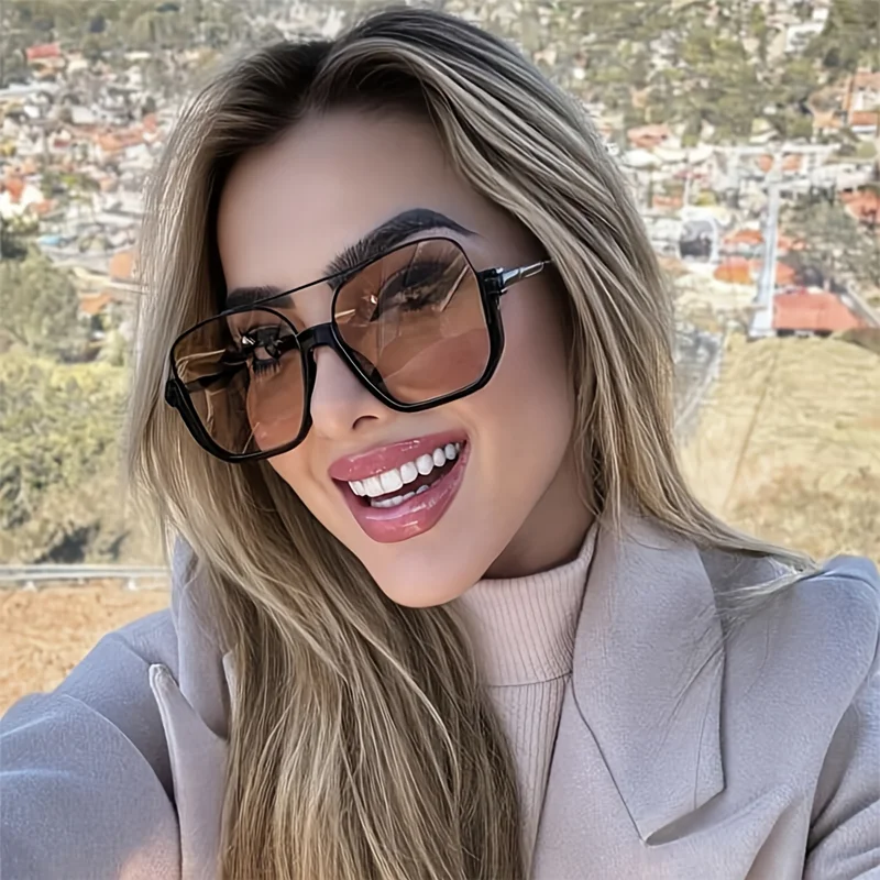 Vintage Fashion Enthusiasts - Yeni Vintage Tarzı, Büyük Boy Güneş